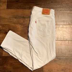 Levi’s 502 white jeans